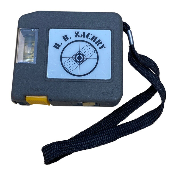 Vintage H.B. Zachry Tape Measurer with Build In Level & Hook & Release - Picture 5 of 5